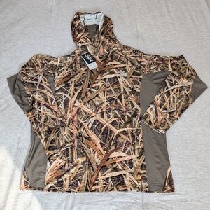 BASSDASH Men's UPF50+ Camo Long Sleeve Hunting Fishing Hoodie Shirt Size L NWT